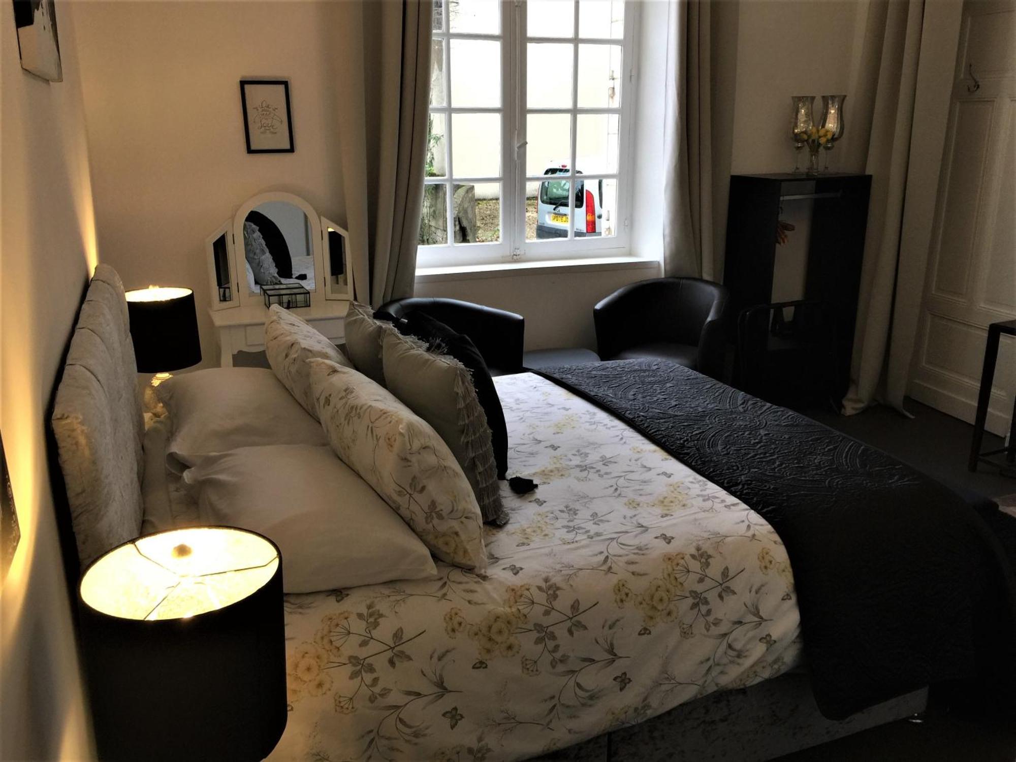 Vue Du Chateau D'Excideuil En Chambres Room photo